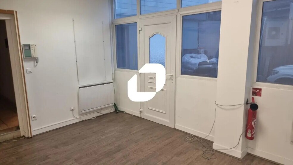 Bureau dans Champigny-sur-Marne à louer - Photo intérieure - Image 1 de 8