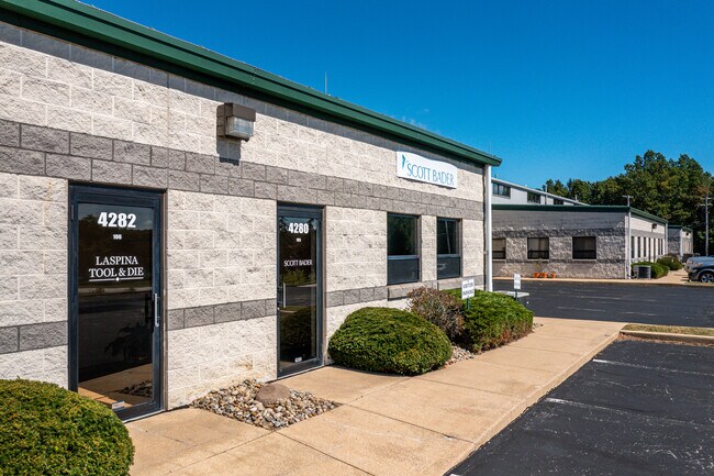 More details for 4270-4282 Hudson Dr, Stow, OH - Industrial for Lease