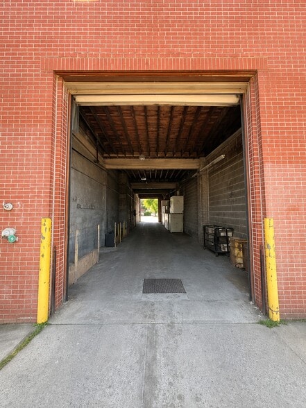 2508 Coney Island Ave, Brooklyn, NY for lease - Building Photo - Image 3 of 11
