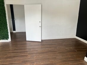 6423 Frederick Rd, Baltimore, MD à louer Photo intérieure- Image 2 de 3