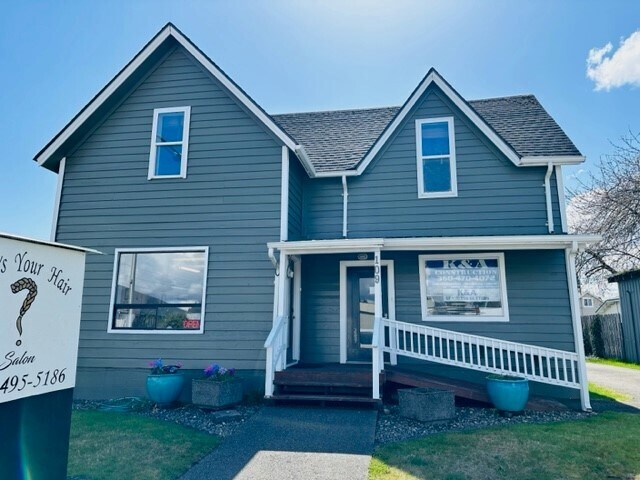 109 Main, Elma, WA à vendre - Photo du bâtiment - Image 2 de 17