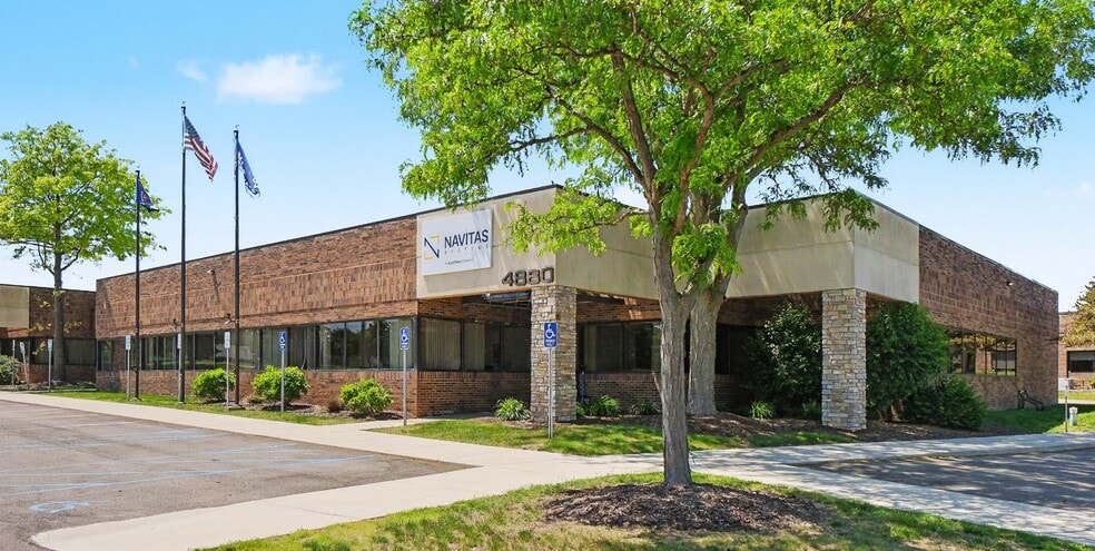 4880 Venture Dr, Ann Arbor, MI for lease - Primary Photo - Image 1 of 17
