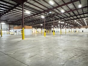 1305 Progress Rd, Suffolk, VA for lease Interior Photo- Image 2 of 6