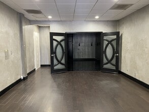 5710-5772 E Los Angeles Ave, Simi Valley, CA for lease Interior Photo- Image 1 of 3