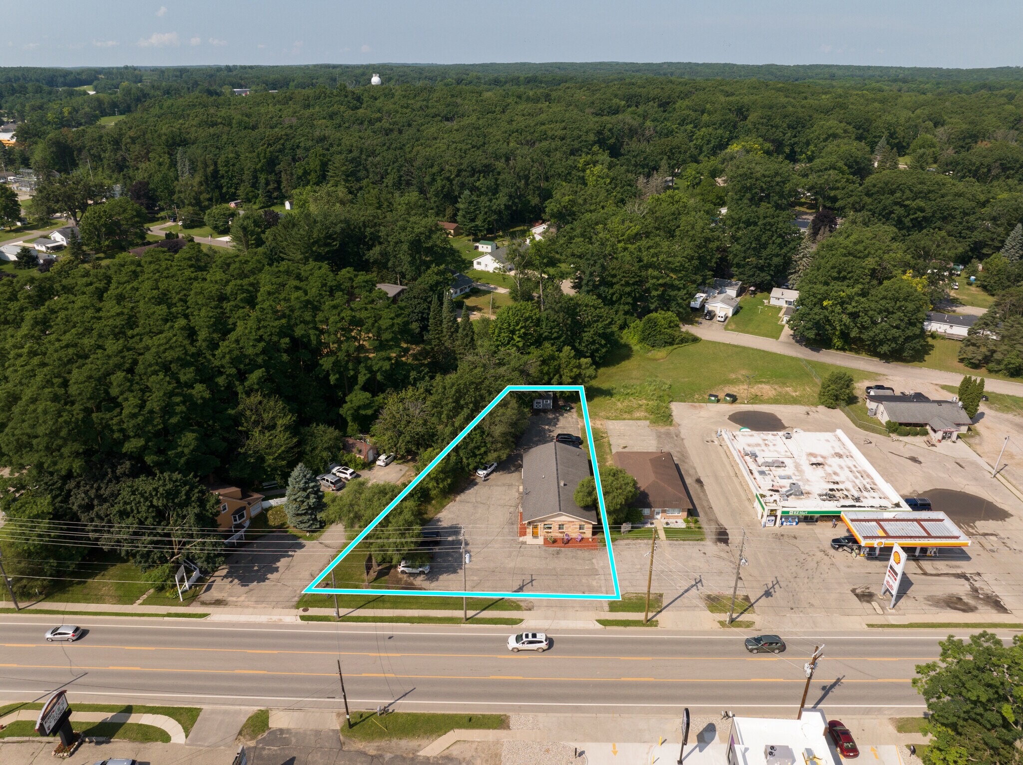 695 N First St, Harrison, MI for sale Aerial- Image 1 of 50