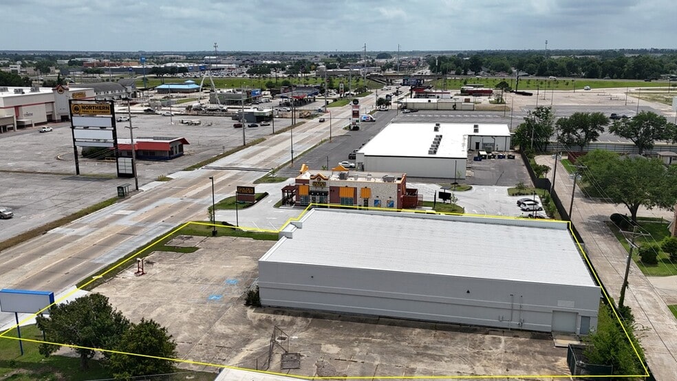 3030 Highway 14, Lake Charles, LA for lease - Building Photo - Image 2 of 7