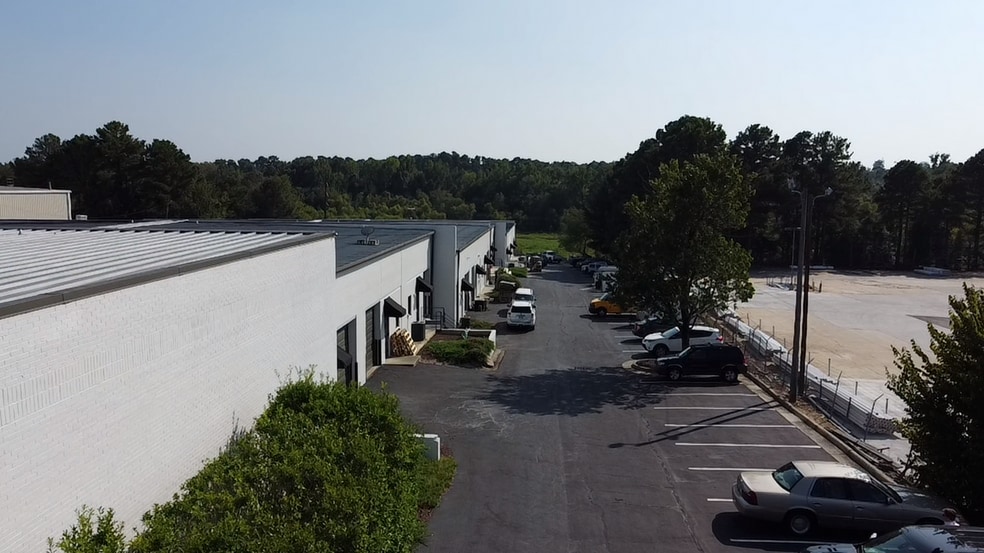 2810 Yonkers Rd, Raleigh, NC for lease - Building Photo - Image 2 of 11