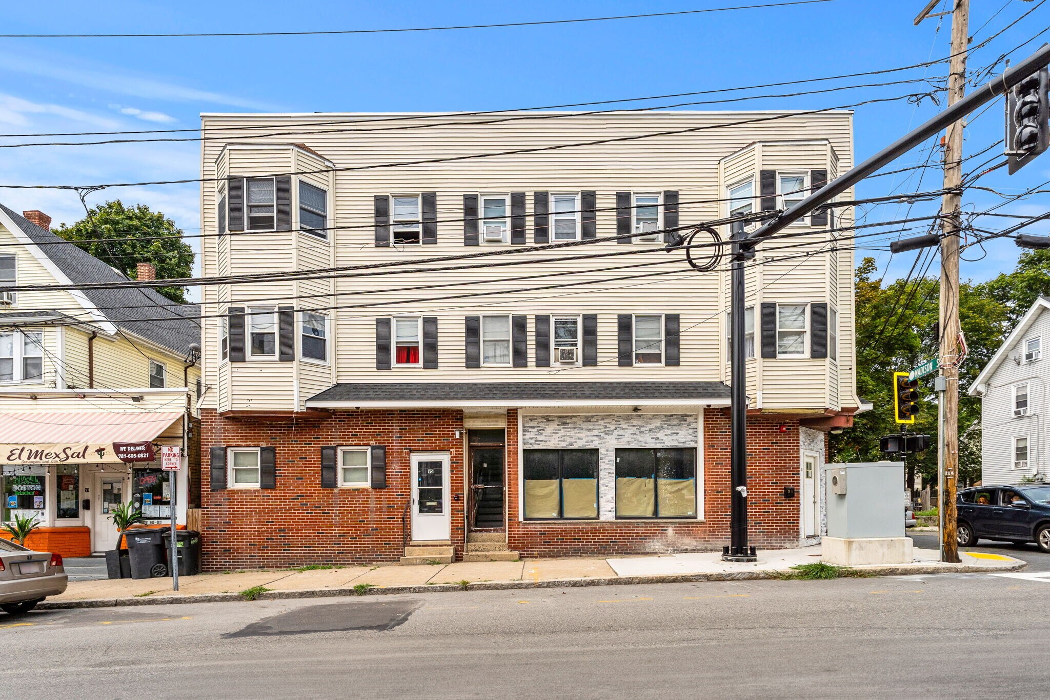 95 Medford St, Malden, MA à vendre Photo principale- Image 1 de 1