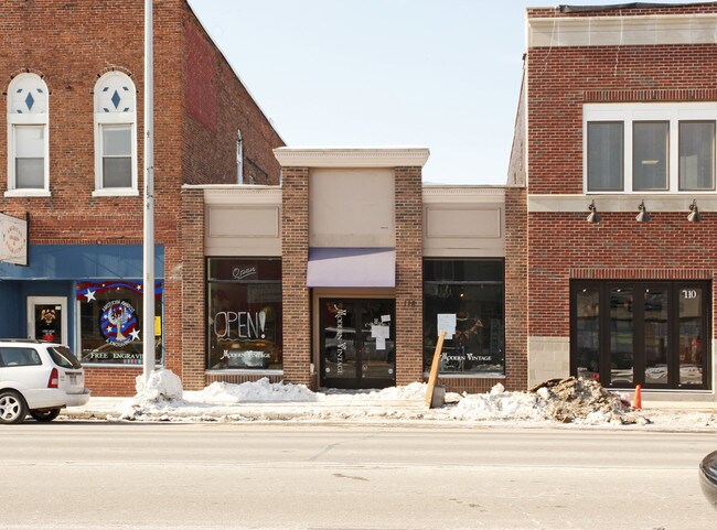 Plus de détails pour 118 E Grand River Ave, Brighton, MI - Commerce de détail à vendre