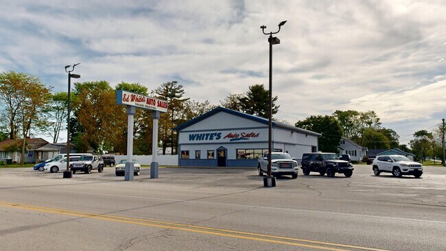 More details for 1105 N McKinley Ave, Rensselaer, IN - Retail for Sale