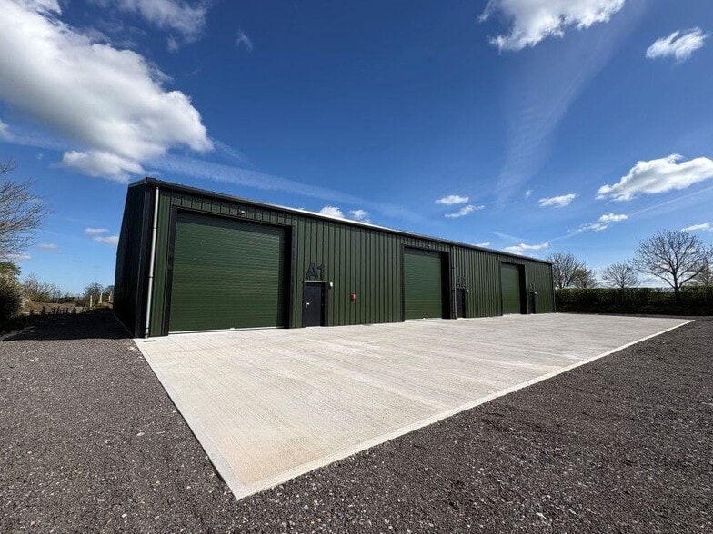 Godington, Bicester for lease - Building Photo - Image 1 of 6