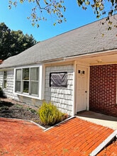 2 Medical Center Dr, Biddeford, ME for lease Interior Photo- Image 2 of 7