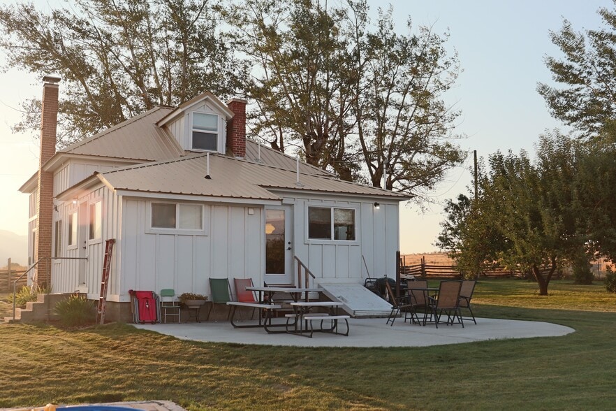 47219 Highway 30, Haines, OR à vendre - Photo du bâtiment - Image 2 de 36