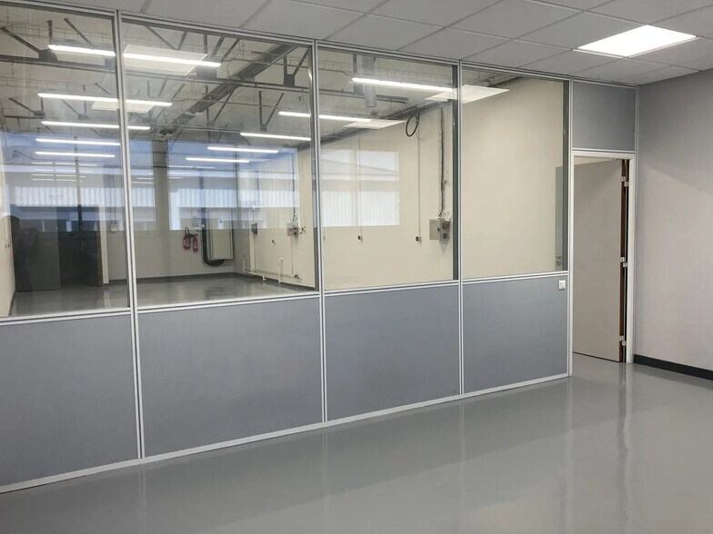 4J Chemin De Palente, Besançon for lease - Building Photo - Image 3 of 7