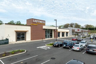 Plus de détails pour 2180 W Chester Pike, Broomall, PA - Commerce de détail à louer
