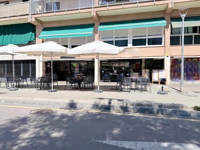 Retail in L'Hospitalet de Llobregat, Barcelona for lease - Interior Photo - Image 1 of 4