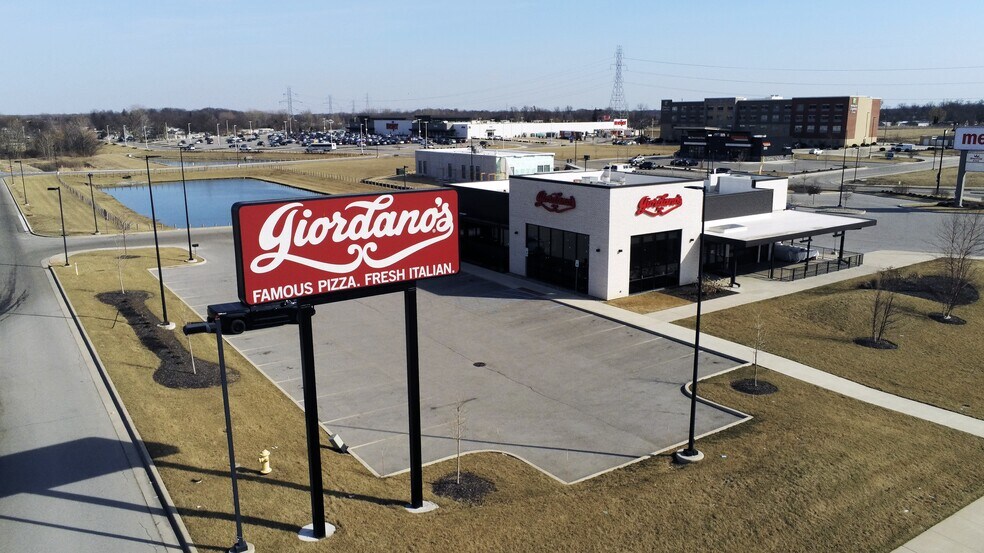 10180 Diebold Rd, Fort Wayne, IN à vendre - Photo du bâtiment - Image 2 de 8