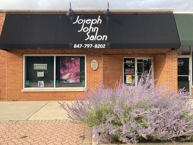 864 E Northwest Hwy, Mount Prospect, IL à vendre - Photo principale - Image 1 de 1