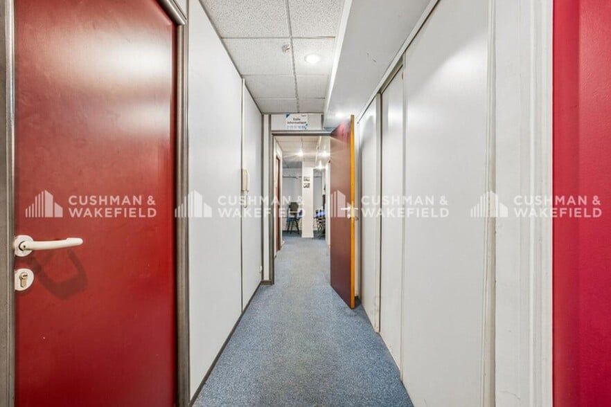 3-5 Rue Des Morillons, Paris for lease - Interior Photo - Image 2 of 14
