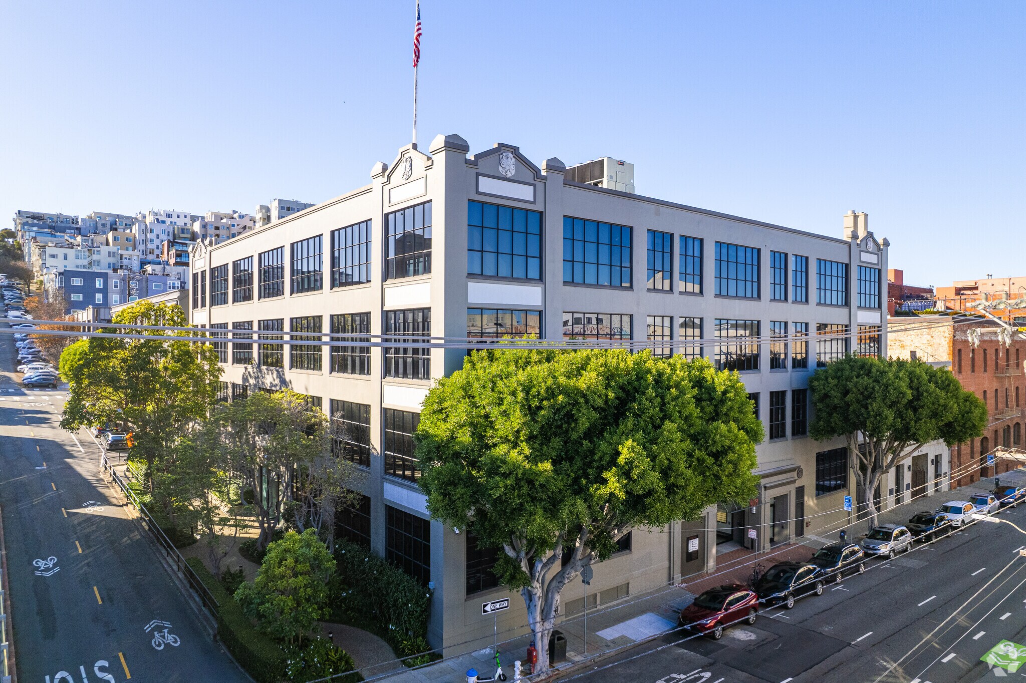 901-909 Battery St, San Francisco, CA à louer Photo principale- Image 1 de 5