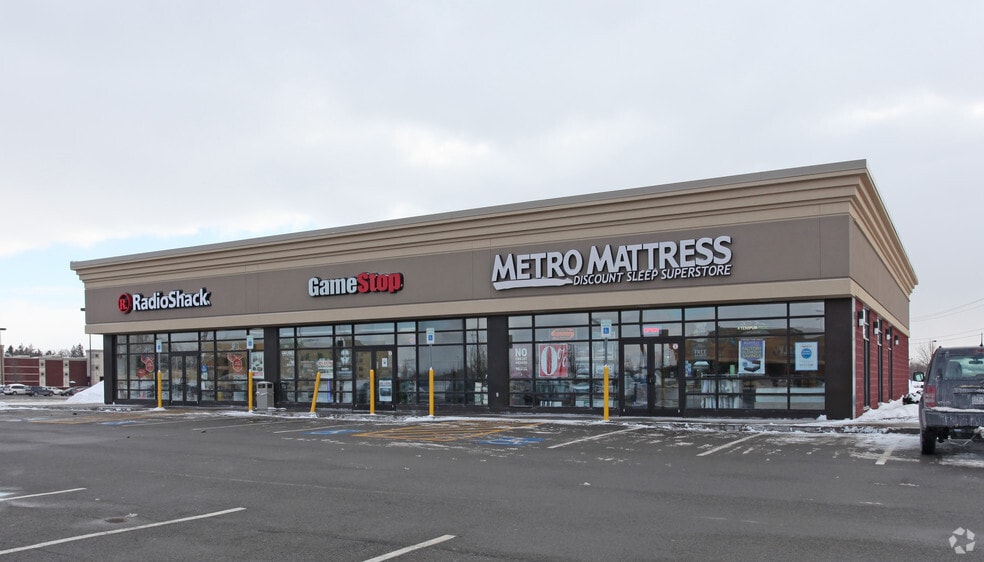 4180-4214 Veterans Memorial Dr, Batavia, NY for lease - Primary Photo - Image 3 of 23