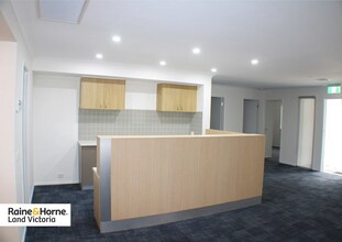 169 Dunnings Road, Point Cook for lease Interior Photo- Image 2 of 3
