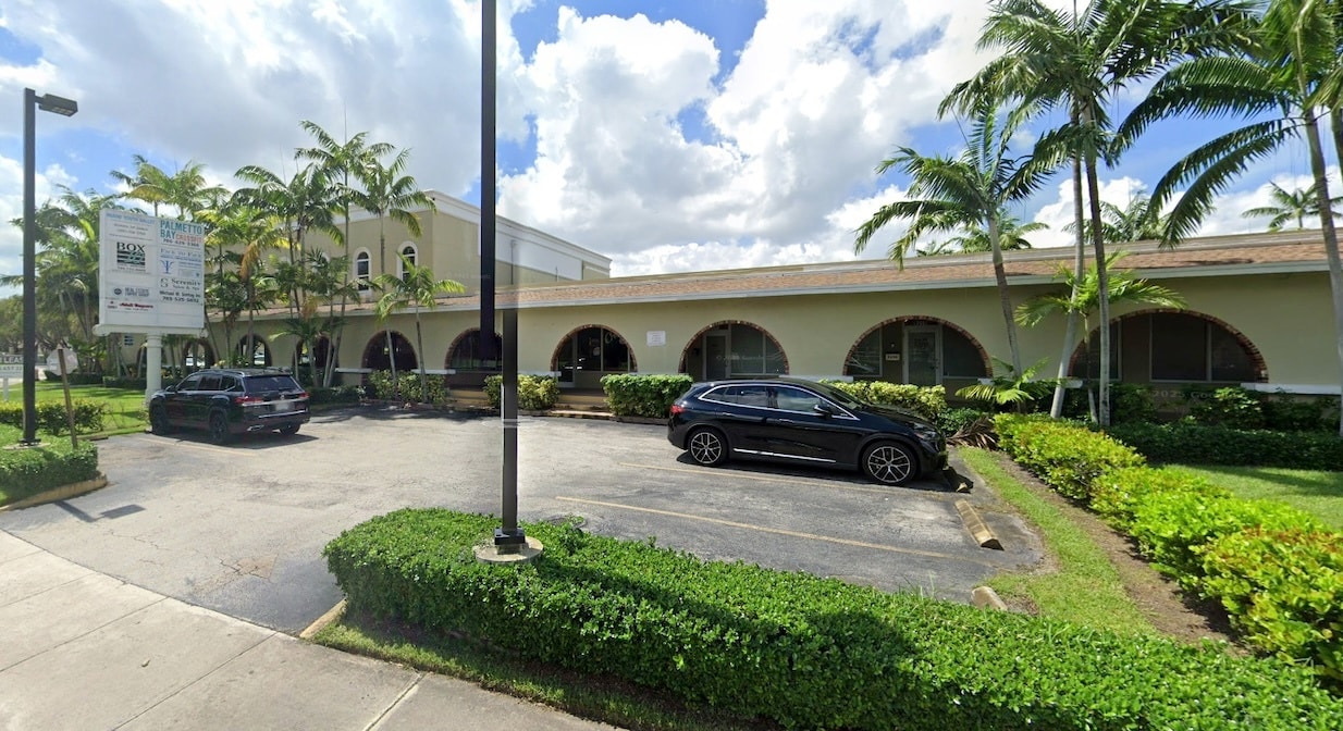 9220 SW 158th Ln, Miami, FL for lease Primary Photo- Image 1 of 2