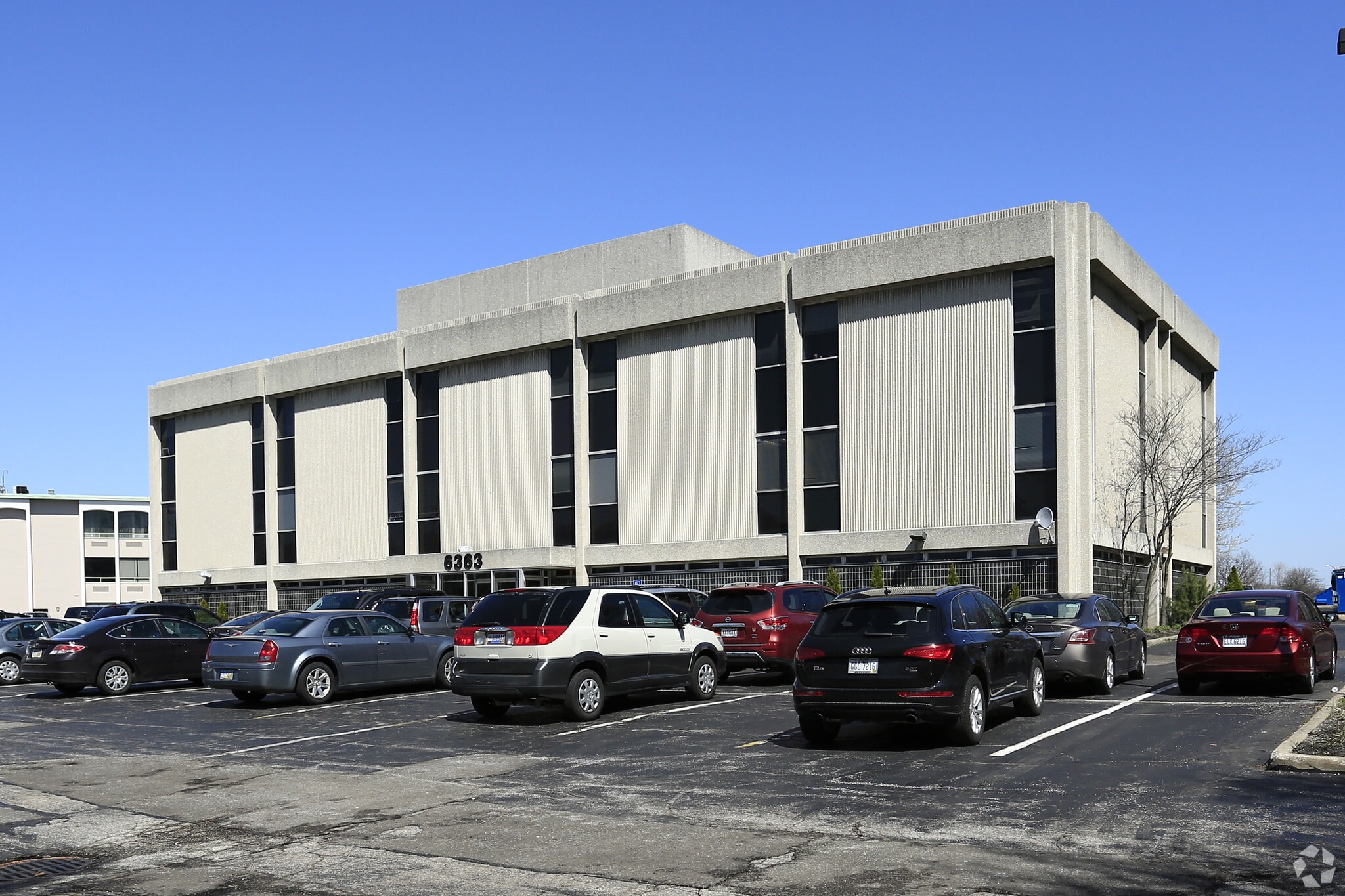 6363 York Rd, Parma Heights, OH for lease Primary Photo- Image 1 of 5