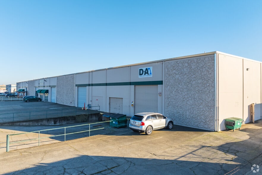 8640-8670 23rd Ave, Sacramento, CA à vendre - Photo du bâtiment - Image 3 de 20