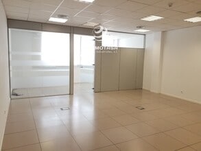 Bureau dans Rivas-Vaciamadrid, Madrid à louer Photo intérieure- Image 2 de 10