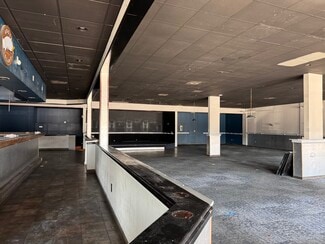 Plus de détails pour 416-420 Jonestown Rd, Winston-Salem, NC - Commerce de détail à louer