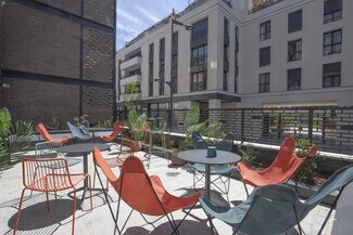 Plus de détails pour 3 Place Martin Levasseur, Saint-Ouen-sur-Seine - Coworking à louer