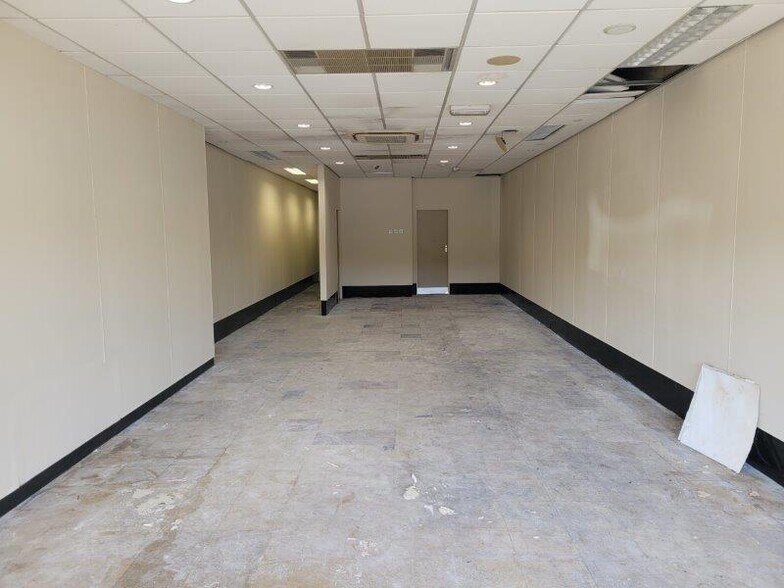 Bargarran Sq, Erskine à louer - Photo du bâtiment - Image 2 de 6