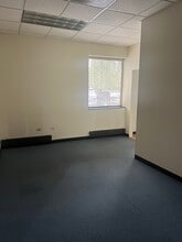 825 Green Bay Rd, Wilmette, IL for lease Interior Photo- Image 1 of 2