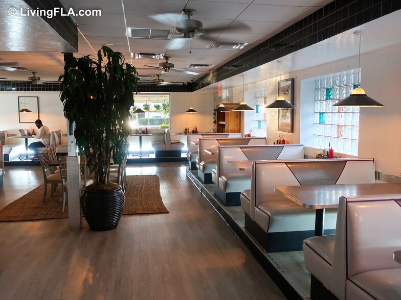 2410 N Federal Hwy, Delray Beach, FL for lease - Building Photo - Image 2 of 26