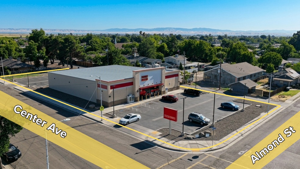 1919 Almond St, Dos Palos, CA for sale - Building Photo - Image 3 of 15
