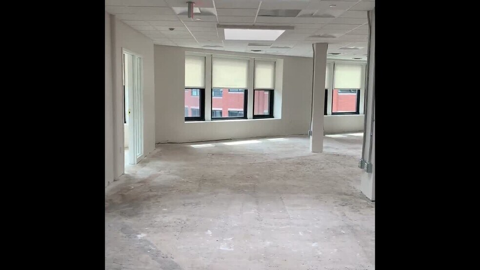 727 Atlantic Ave, Boston, MA à louer - Vidéo sur l’inscription commerciale - Image 2 de 8