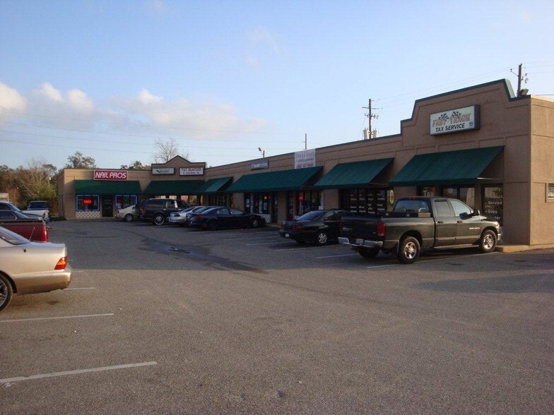 5879 Hwy 90, Theodore, AL à louer - Photo du bâtiment - Image 2 de 8