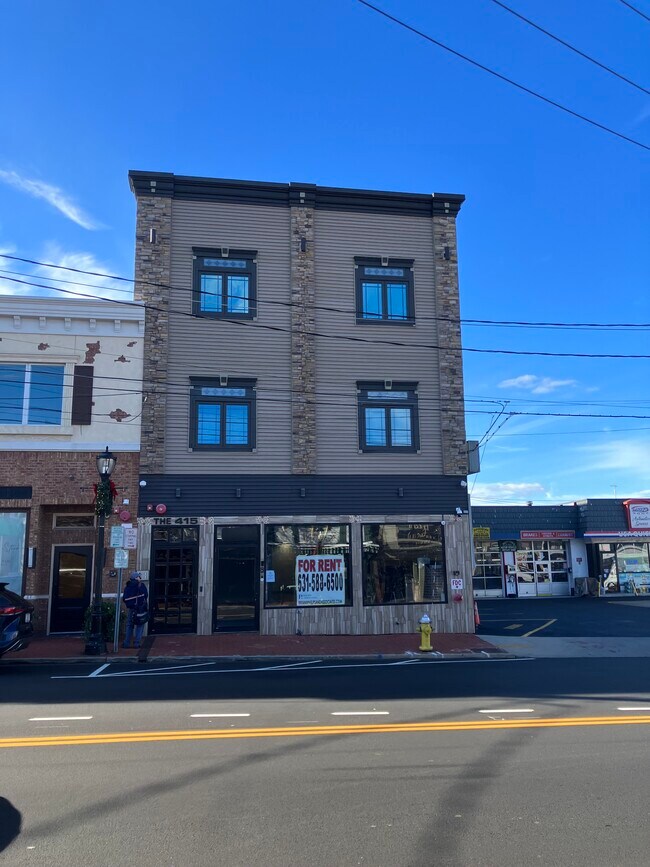 Plus de détails pour 415 New York Ave, Huntington, NY - Commerce de détail à louer