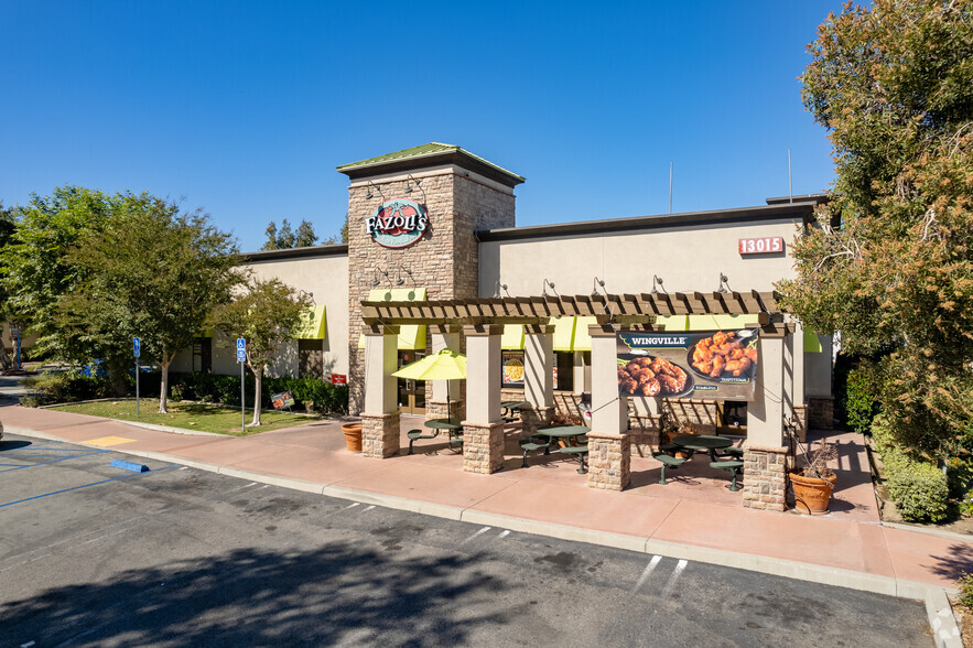 12945-13225 Peyton Dr, Chino Hills, CA à louer - Photo du bâtiment - Image 1 de 6