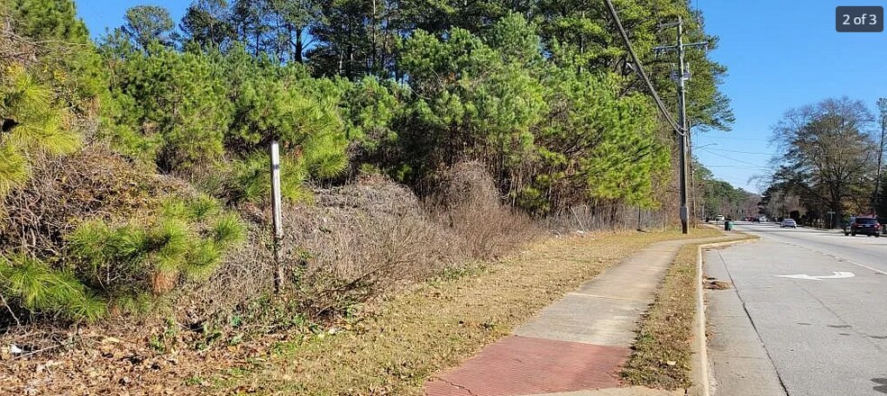 1002 Rockbridge Rd NW, Norcross, GA for sale - Building Photo - Image 3 of 3