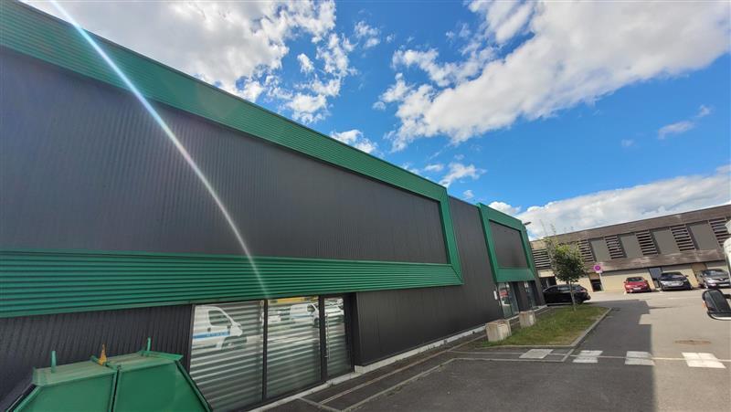Flex dans Les Sorinières à louer - Photo du bâtiment - Image 2 de 4