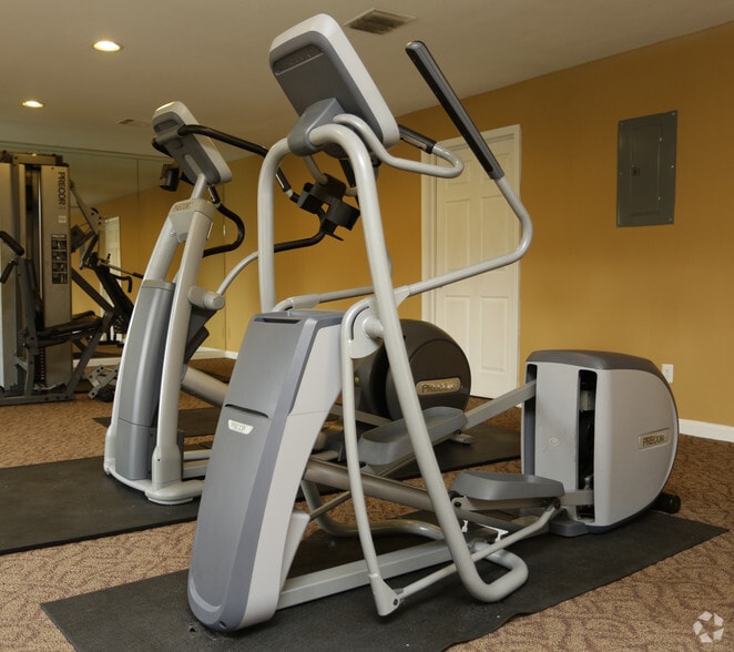 1901 Lafayette St, Gretna, LA for sale - Building Photo - Image 3 of 71