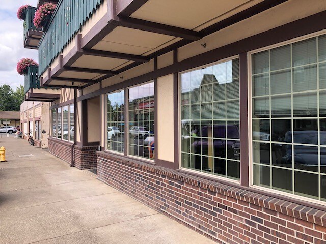 Plus de détails pour 165 E Charles St, Mount Angel, OR - Commerce de détail à louer