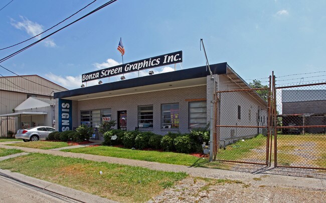 More details for 3 Buildings + Lot – for Sale, Gretna, LA