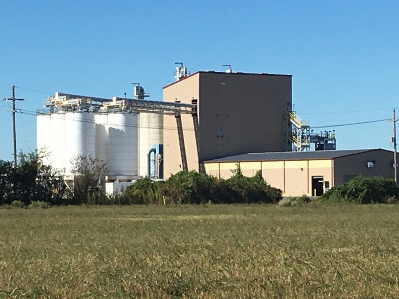 3000 Doug Attaway Blvd, Shreveport, LA à louer - Photo du bâtiment - Image 3 de 8