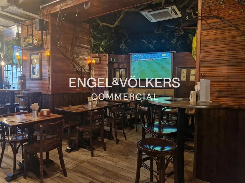 Retail in Barcelona, Barcelona for lease - Interior Photo - Image 1 of 1