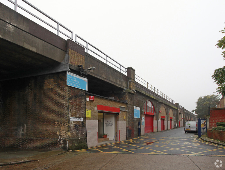 Station Passage, London à louer - Photo principale - Image 1 de 13