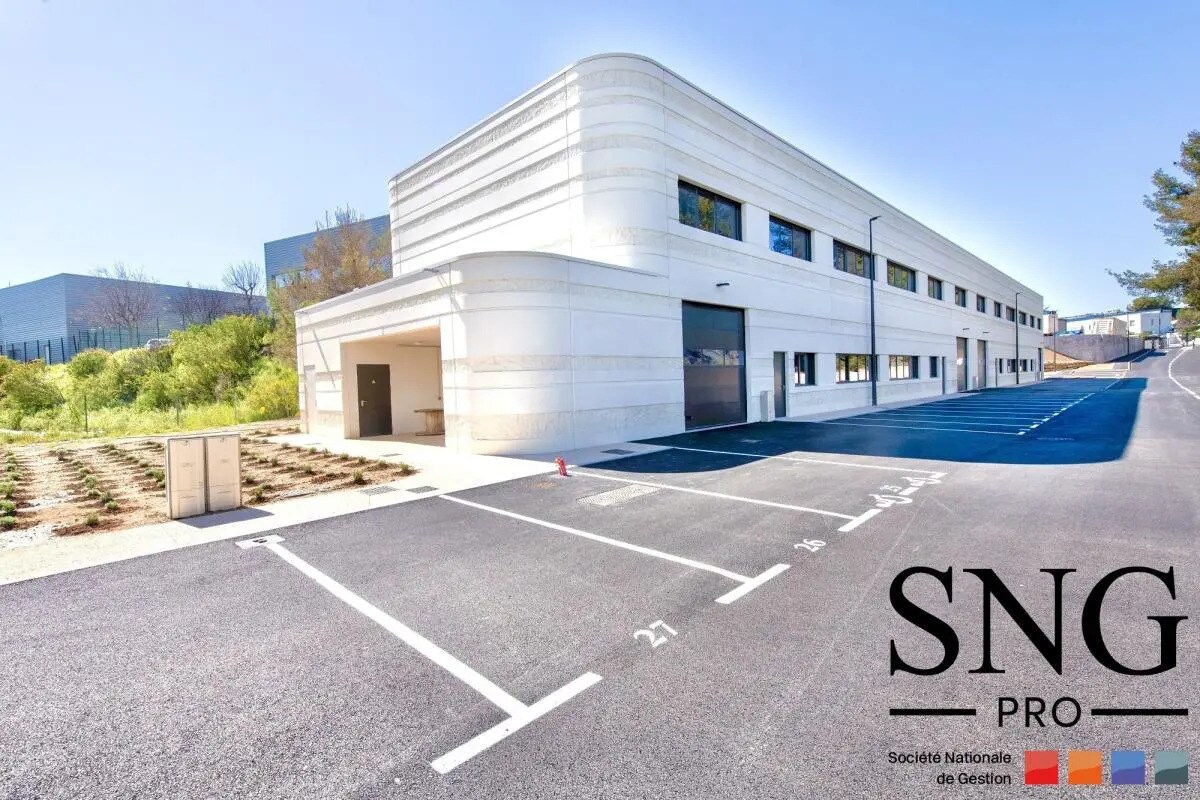 Industrial in La Ciotat for lease Building Photo- Image 1 of 18