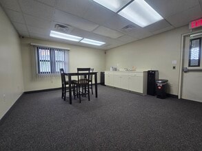 37 Mill Creek, East Stroudsburg, PA for lease Interior Photo- Image 2 of 2